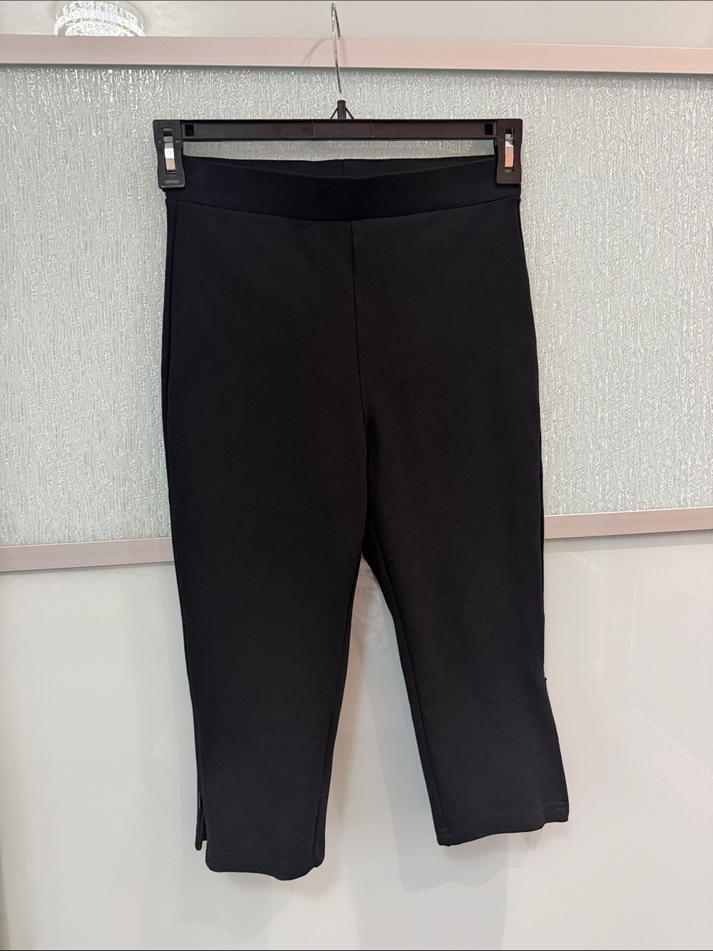 & Other Stories Black Women’s Capri Leggings